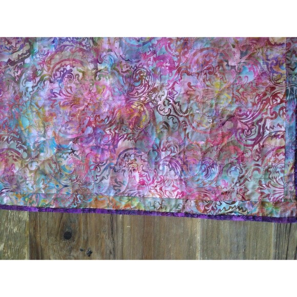 Handcrafted Quilted Easter Egg Table Decor 100% Cotton 36.5" x 27" Cottagecore - Picture 6 of 6